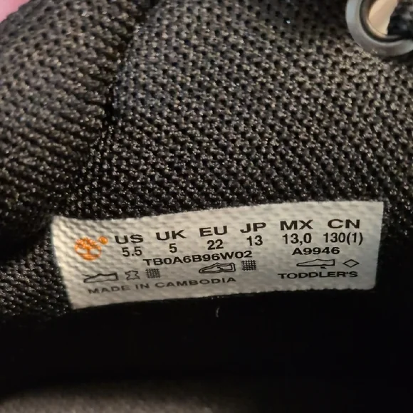 Timberland Kids Black Boots with Tan Soles - Picture 4 of 4